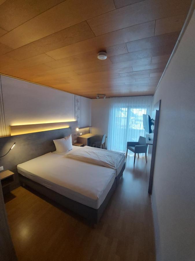 Landgasthaus Hubertusklause Gasthof 2*